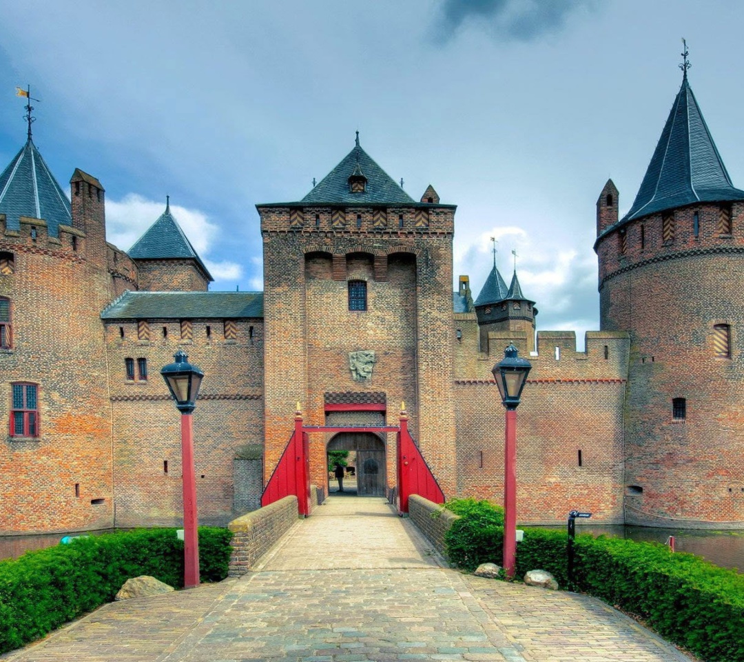 Sfondi Muiderslot Castle in Netherlands 1080x960