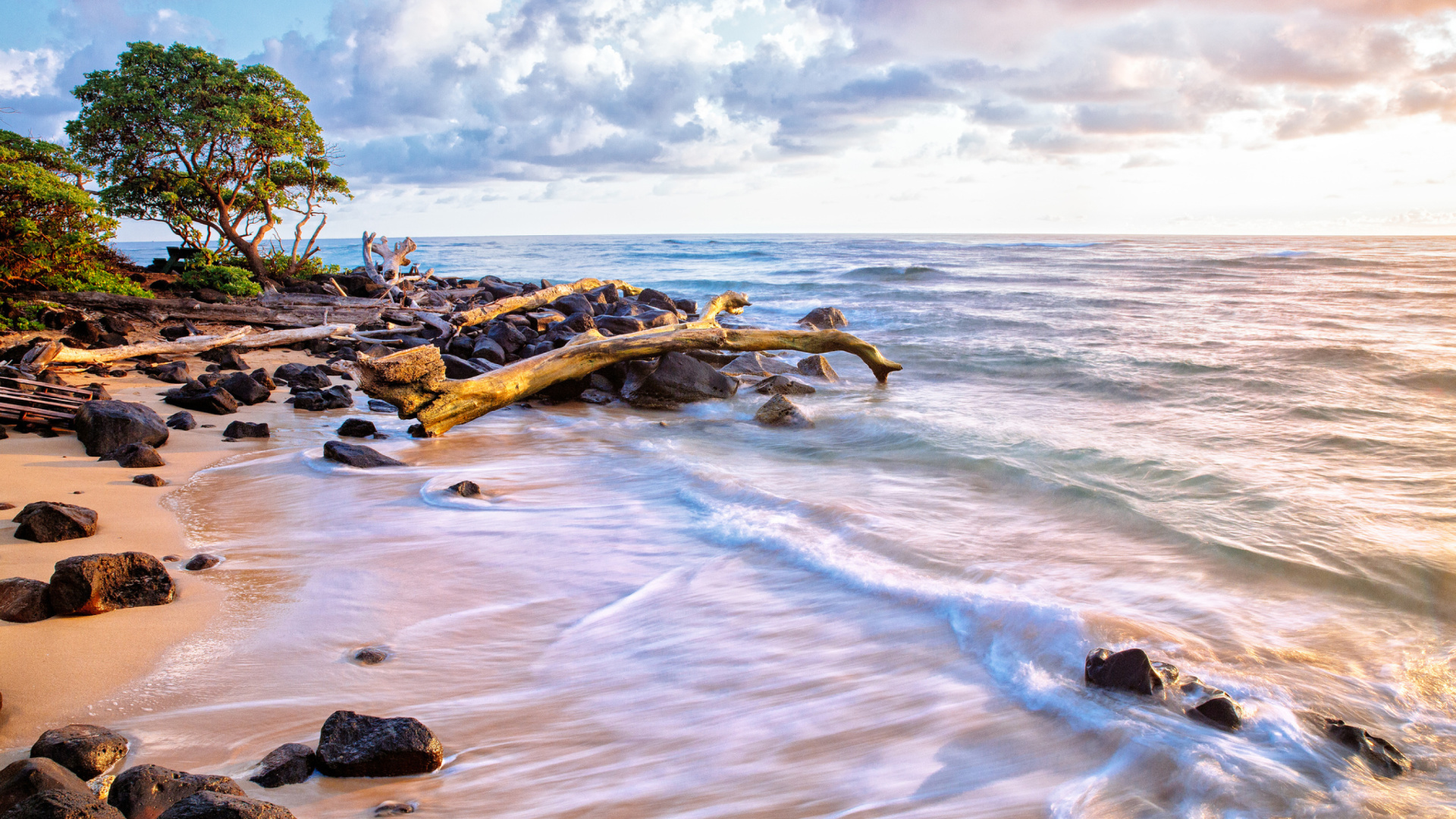 Sea shore and sky wallpaper 1920x1080