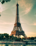 Обои Eiffel Tower In Paris 128x160