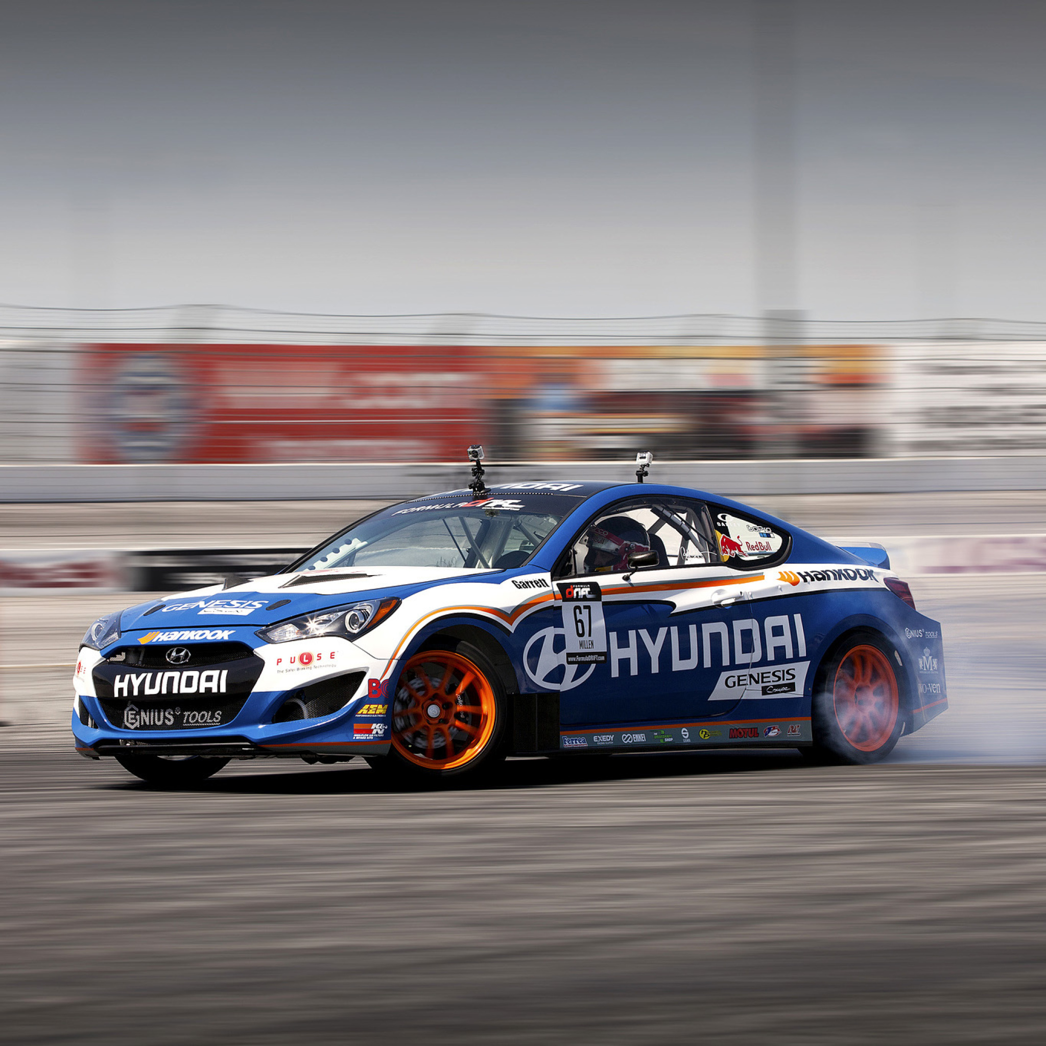 Hyundai Genesis Coupe Race Cars wallpaper 2048x2048