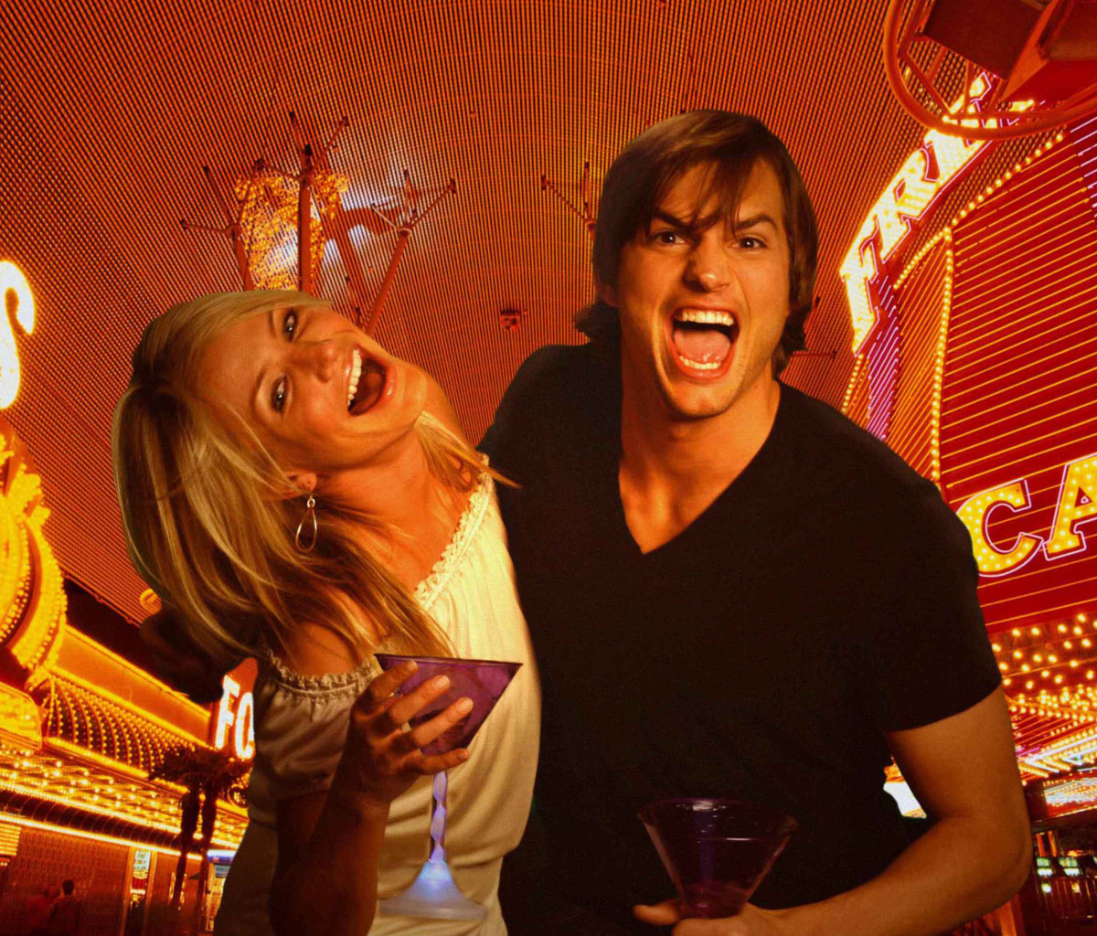 Sfondi Cameron Diaz And Ashton Kutcher in What Happens in Vegas 1200x1024