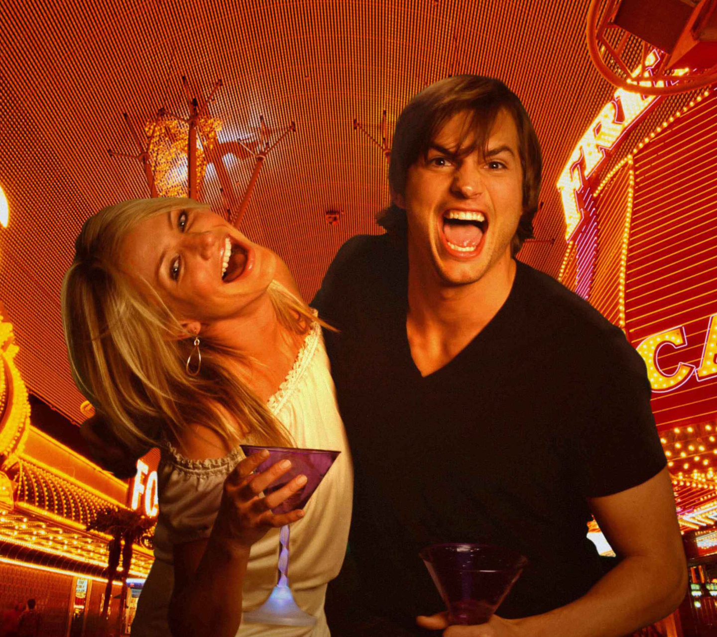 Fondo de pantalla Cameron Diaz And Ashton Kutcher in What Happens in Vegas 1440x1280