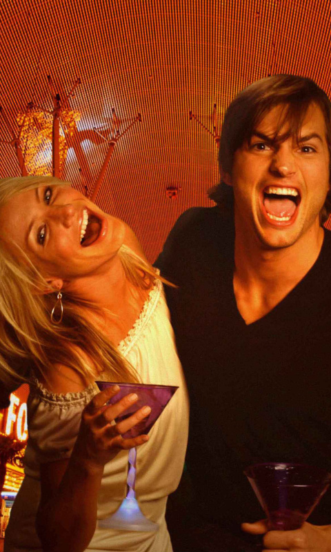 Cameron Diaz And Ashton Kutcher in What Happens in Vegas wallpaper 480x800