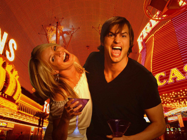 Sfondi Cameron Diaz And Ashton Kutcher in What Happens in Vegas 640x480