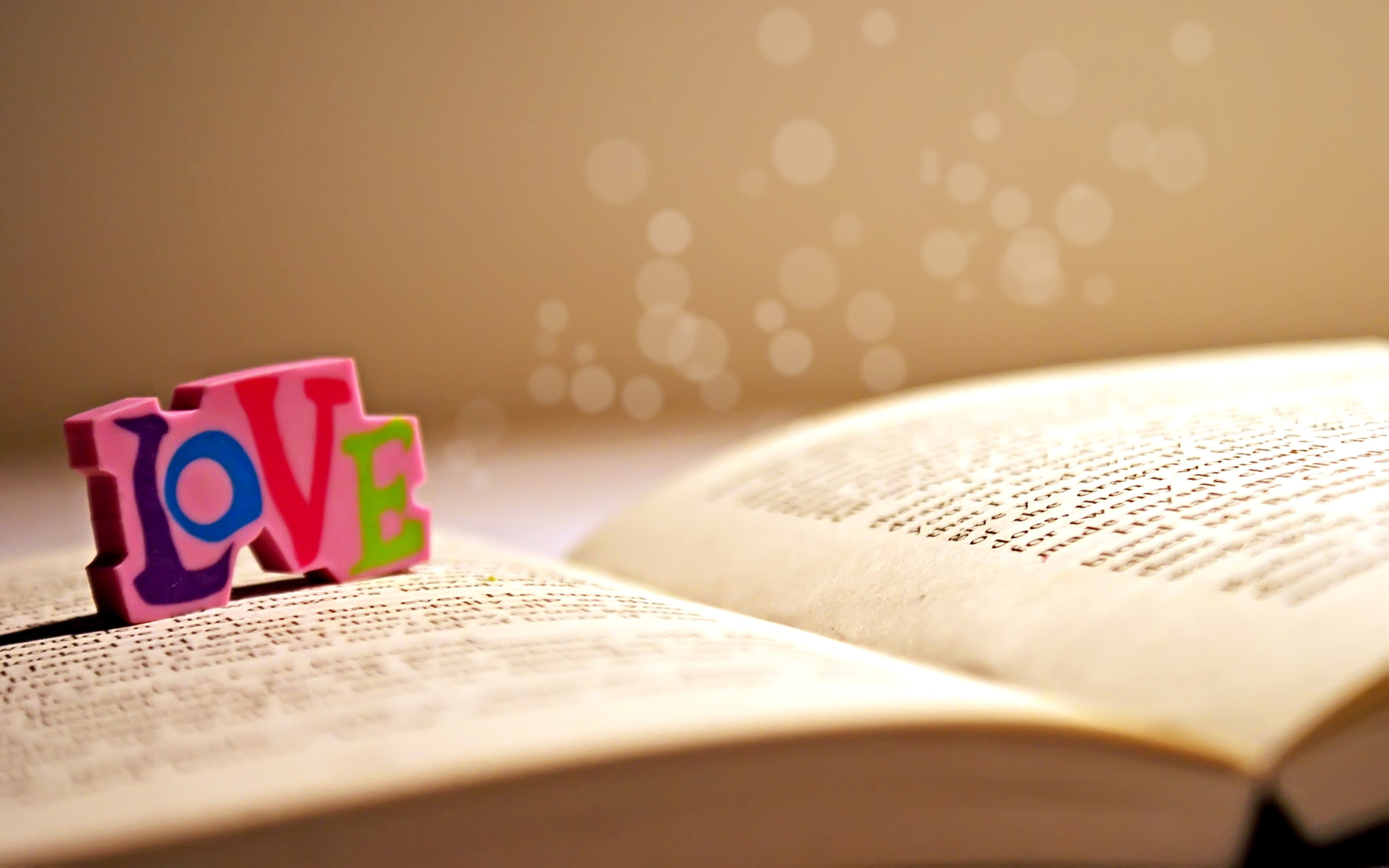 I Love Reading Books wallpaper 2560x1600