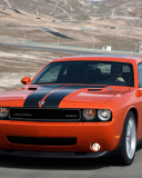 Das Dodge Challenger SRT8 Wallpaper 128x160