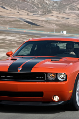 Screenshot №1 pro téma Dodge Challenger SRT8 320x480