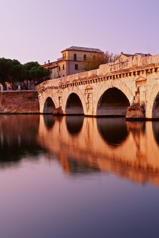 Das Tiberius Bridge, Rimini Wallpaper 320x480