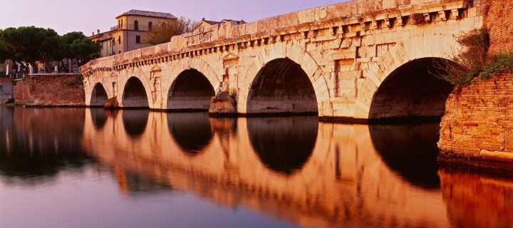 Das Tiberius Bridge, Rimini Wallpaper 720x320