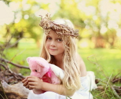 Fondo de pantalla Little Girl With Pink Teddy 176x144