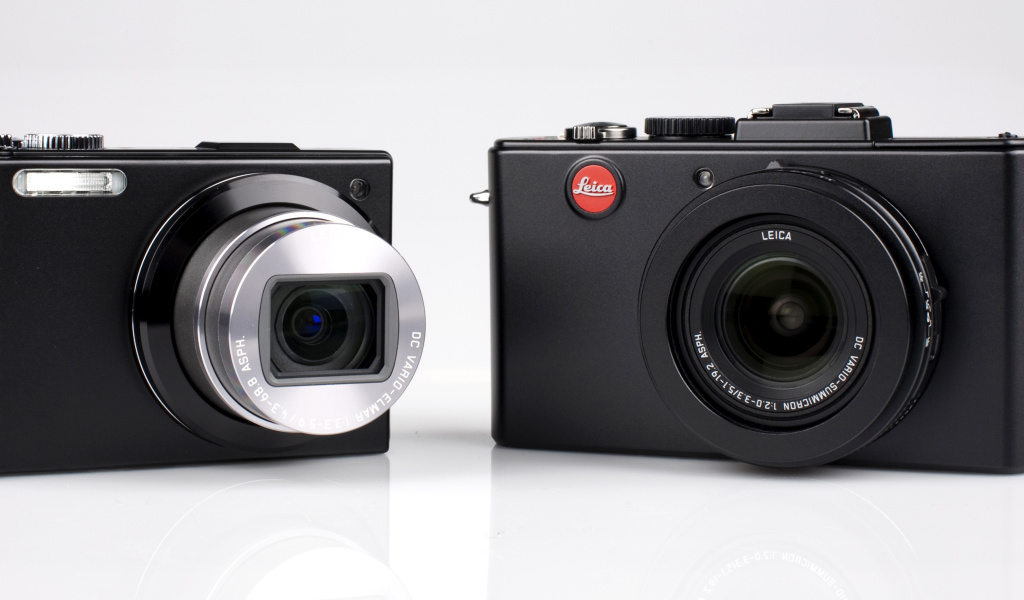 Fondo de pantalla Leica D Lux 5 and Leica V LUX 1 1024x600