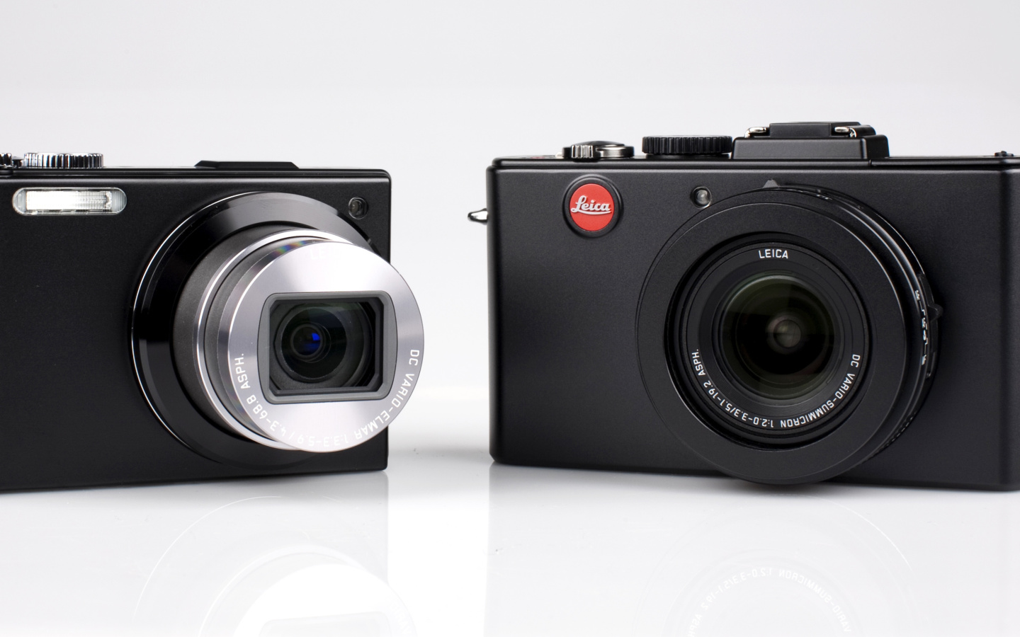 Leica D Lux 5 and Leica V LUX 1 wallpaper 1440x900