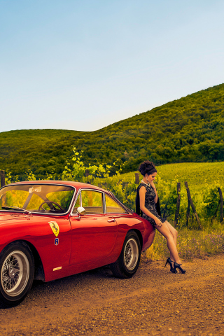 Ferrari 250 Girl screenshot #1 320x480