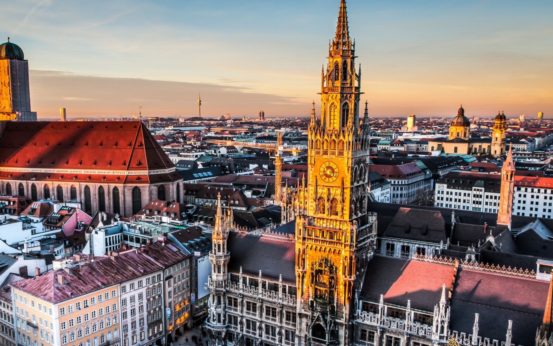 Munich, Bavaria wallpaper 1920x1200