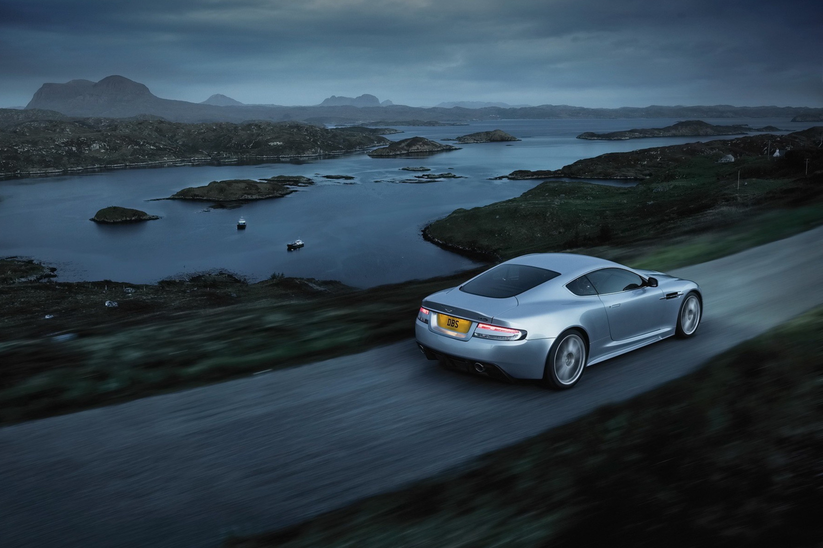 Screenshot №1 pro téma Aston Martin Dbs Evening Ride 2880x1920