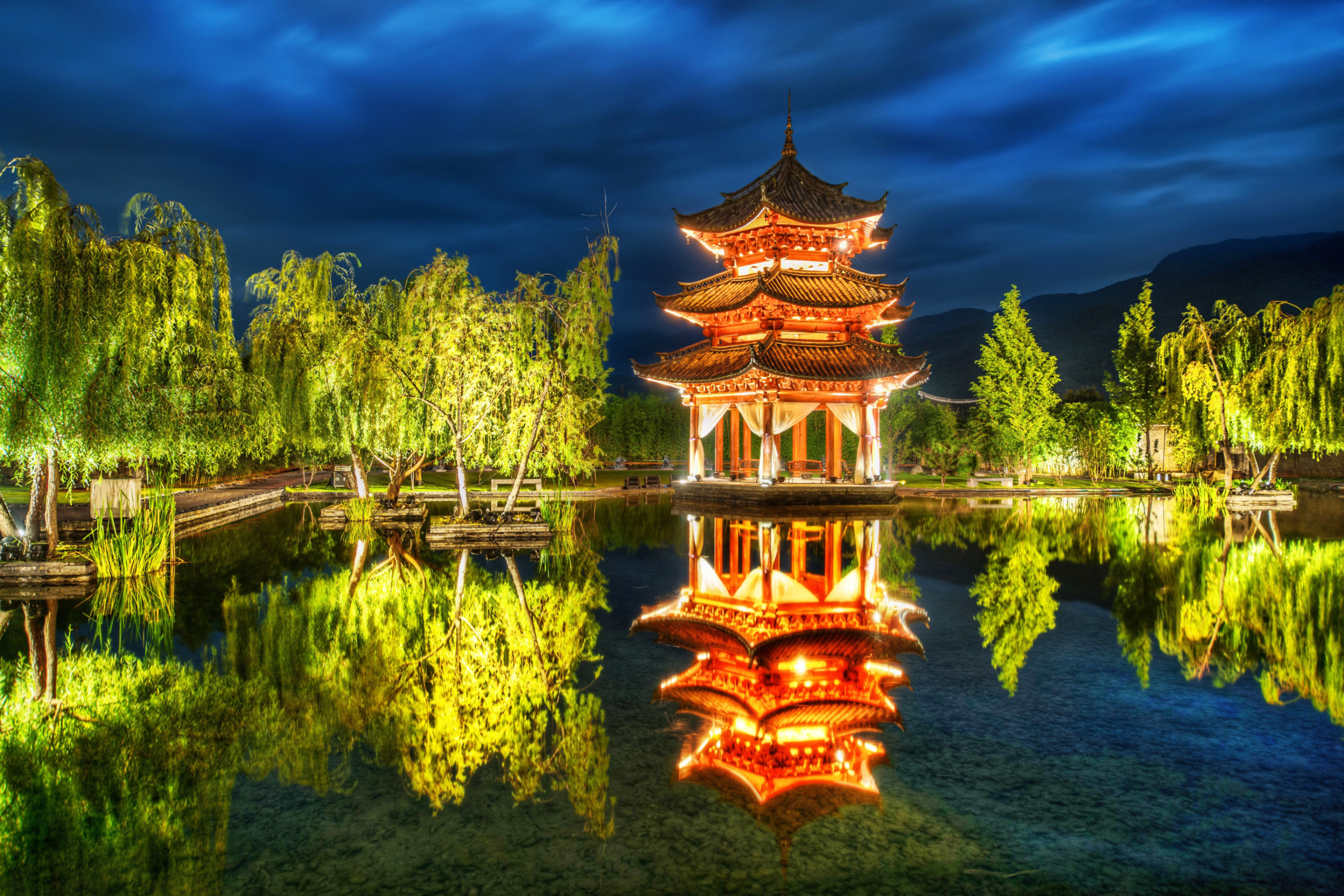 Chinese Pagoda HD wallpaper 2880x1920