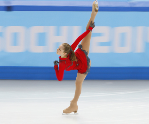 Fondo de pantalla Yulia Lipnitskaya Ice Skater Sochi 2014 480x400