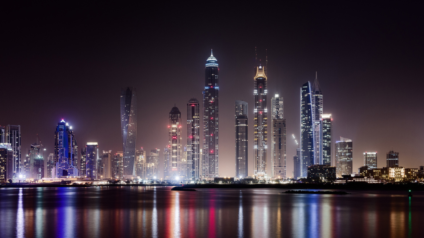 Das UAE Dubai Photo with Tourist Attractions Wallpaper 1366x768