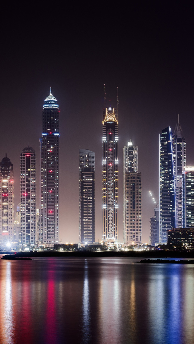 Das UAE Dubai Photo with Tourist Attractions Wallpaper 640x1136