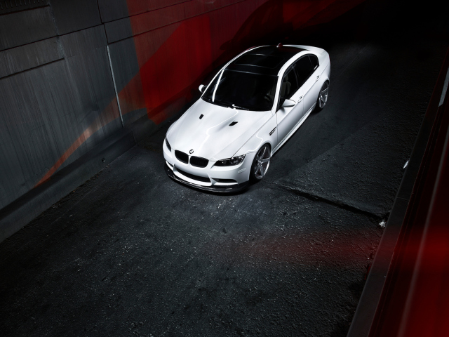 Das BMW 5 Series Wallpaper 640x480