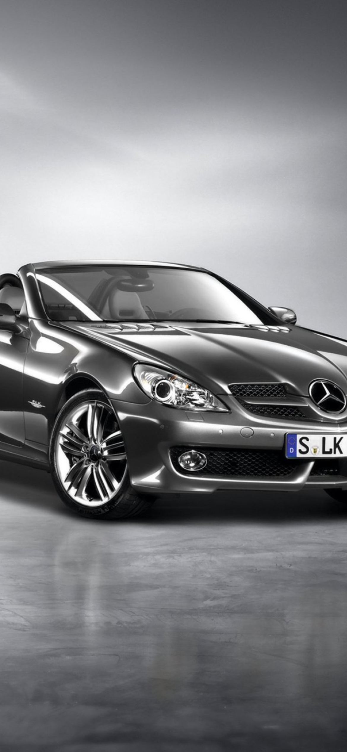 Screenshot №1 pro téma Mercedes-Benz SLK Grand Edition 1170x2532