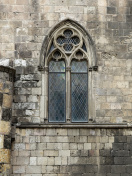 Das Windows and Stone Wall Wallpaper 132x176