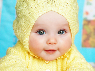 Baby In Yellow Hood wallpaper 320x240