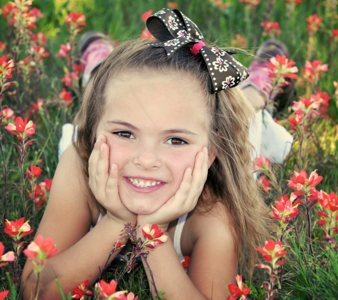 Das Cute Child Smile Wallpaper 1080x960