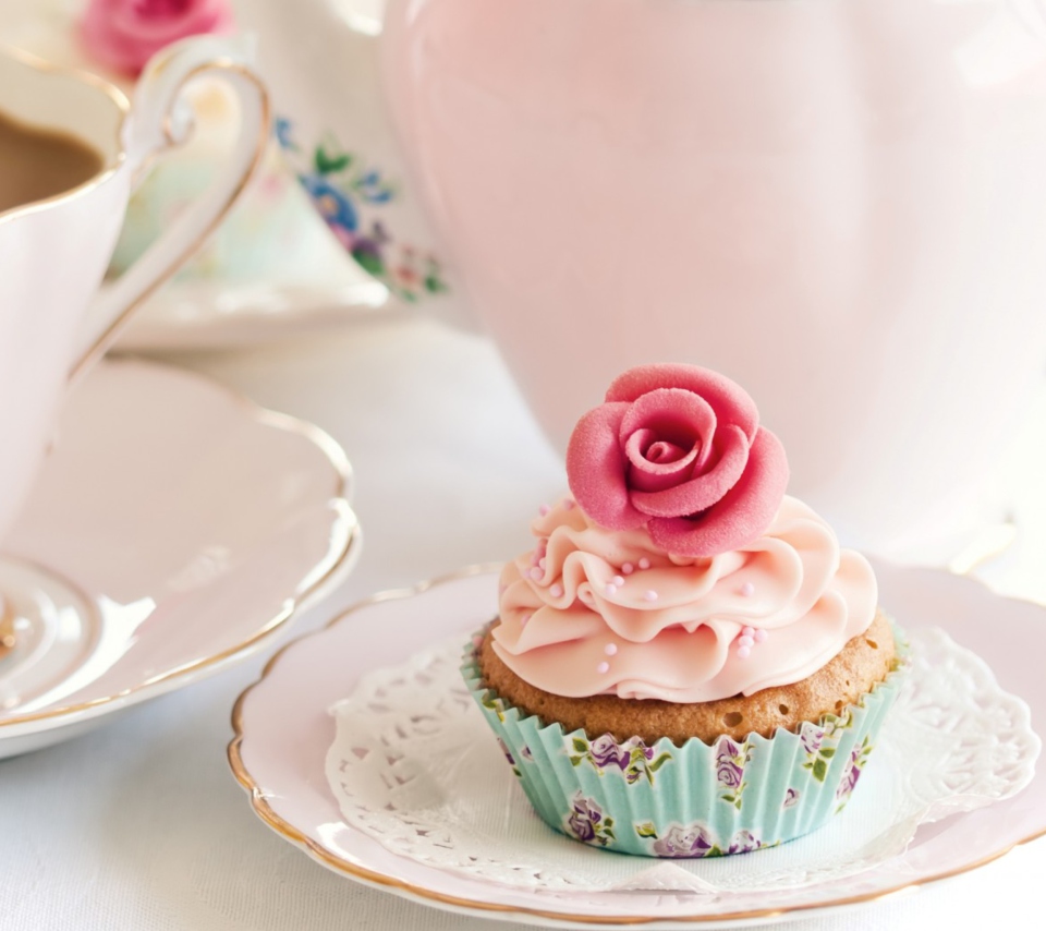 Vintage Style Cupcake wallpaper 960x854