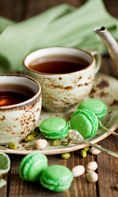 Pistachio Macarons And Tea screenshot #1 240x400