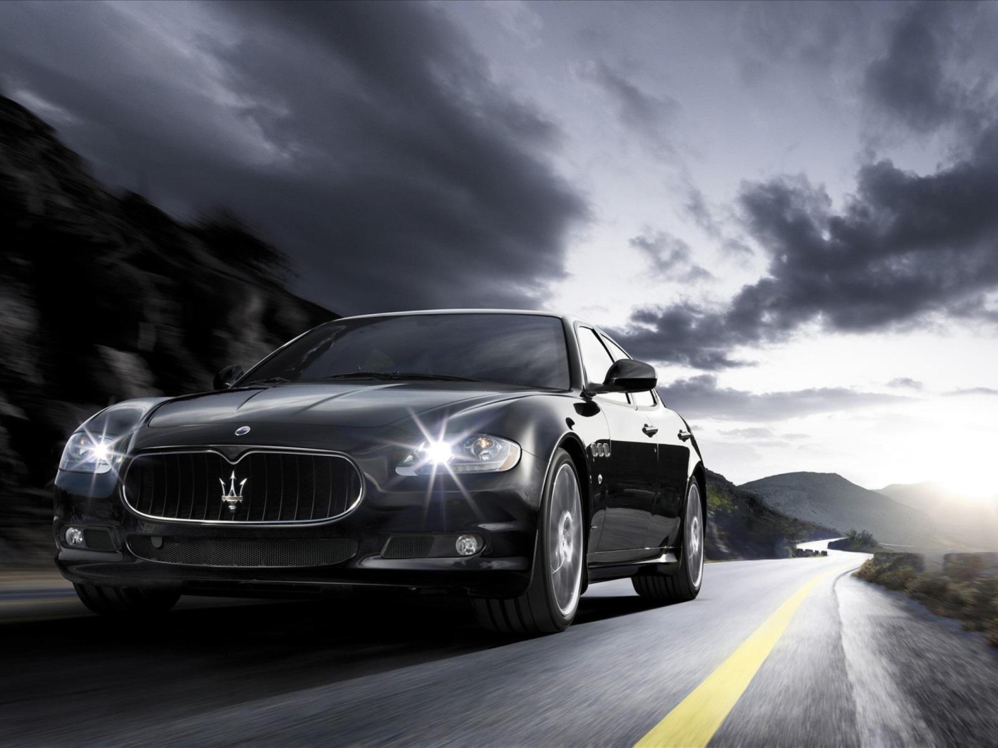 Maserati Quattroporte Sport GT S wallpaper 1400x1050