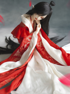 Screenshot №1 pro téma Beautiful Doll In Japanese Kimono 240x320