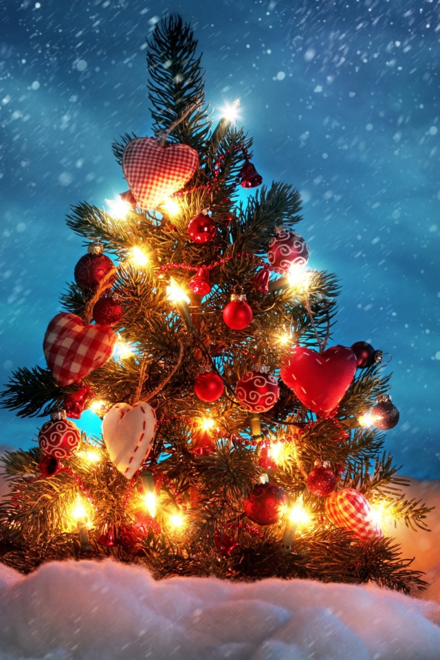 Screenshot №1 pro téma Beautiful Christmas Tree 640x960