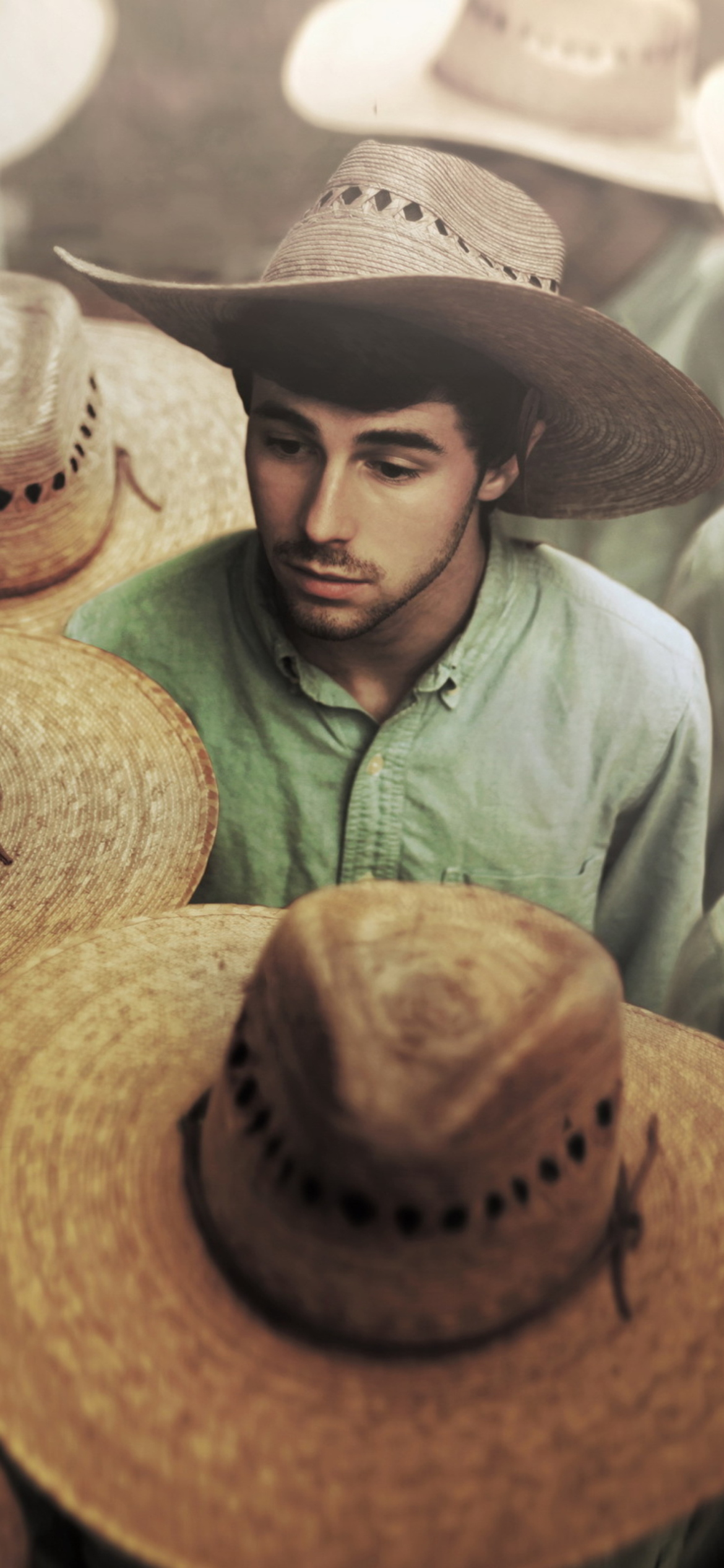 Das Mexican Hats Wallpaper 1170x2532