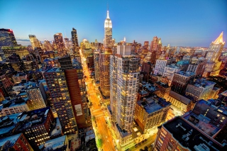Empire State Building on Fifth Avenue Wallpaper for Android, iPhone and iPad