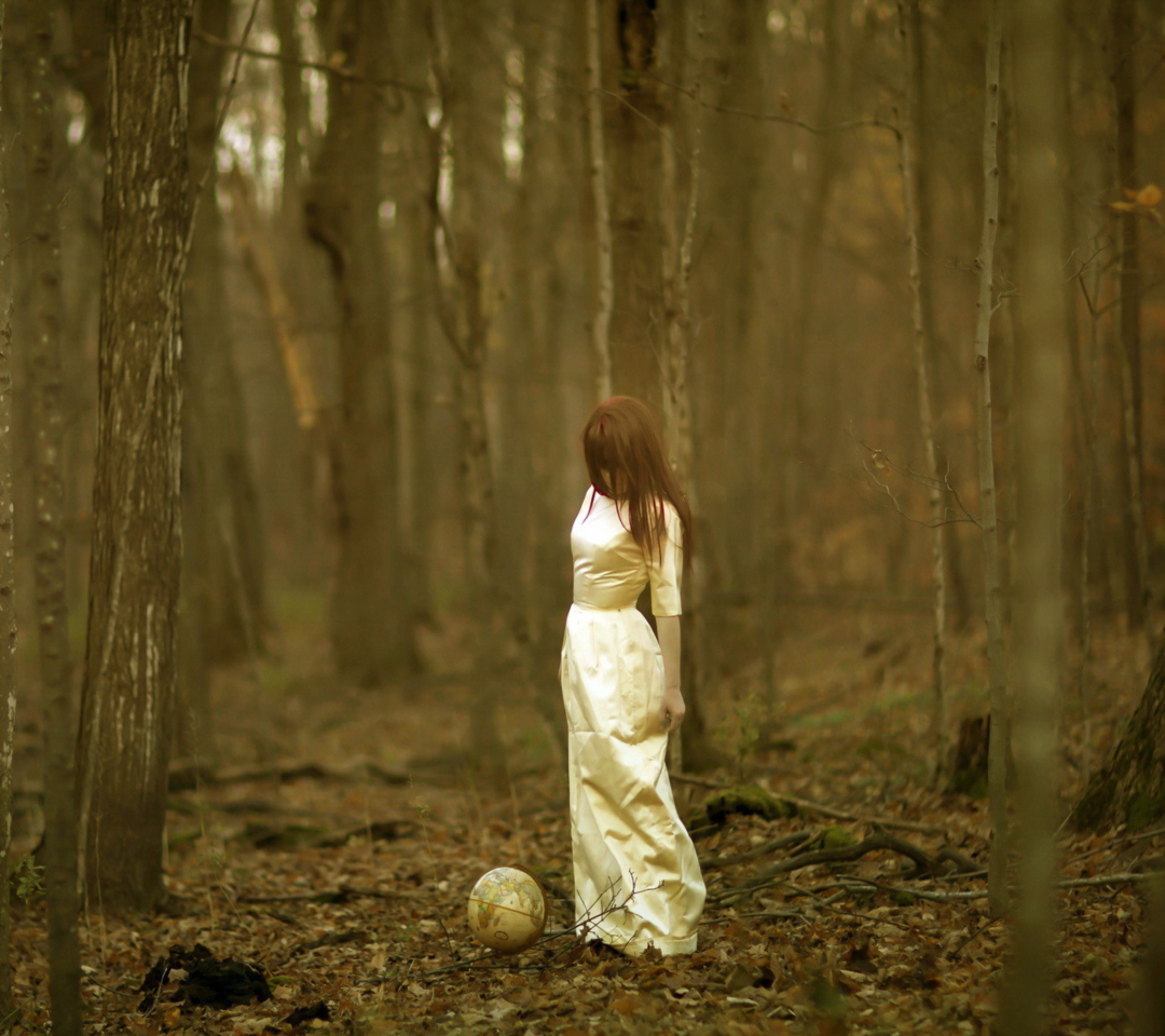 Girl And Globe In Forest screenshot #1 1080x960