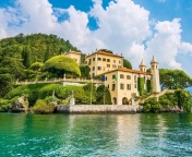Lake Como in Italy Must Visit wallpaper 176x144