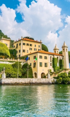 Обои Lake Como in Italy Must Visit 240x400