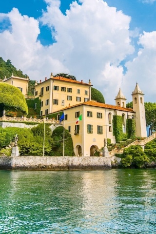 Das Lake Como in Italy Must Visit Wallpaper 320x480