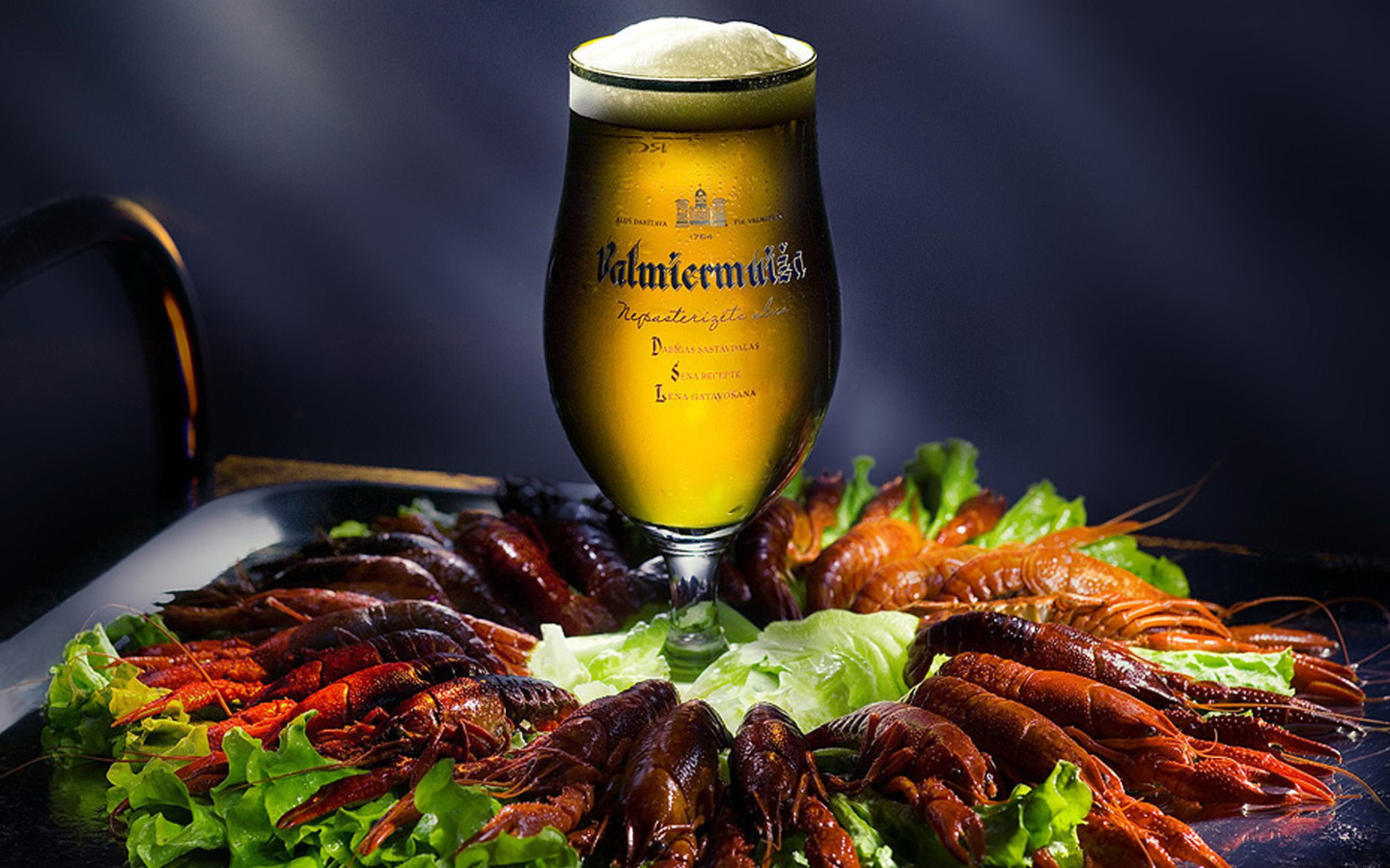 Fondo de pantalla Beer and Crawfish 1440x900