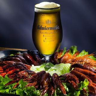 Kostenloses Beer and Crawfish Wallpaper für 2048x2048