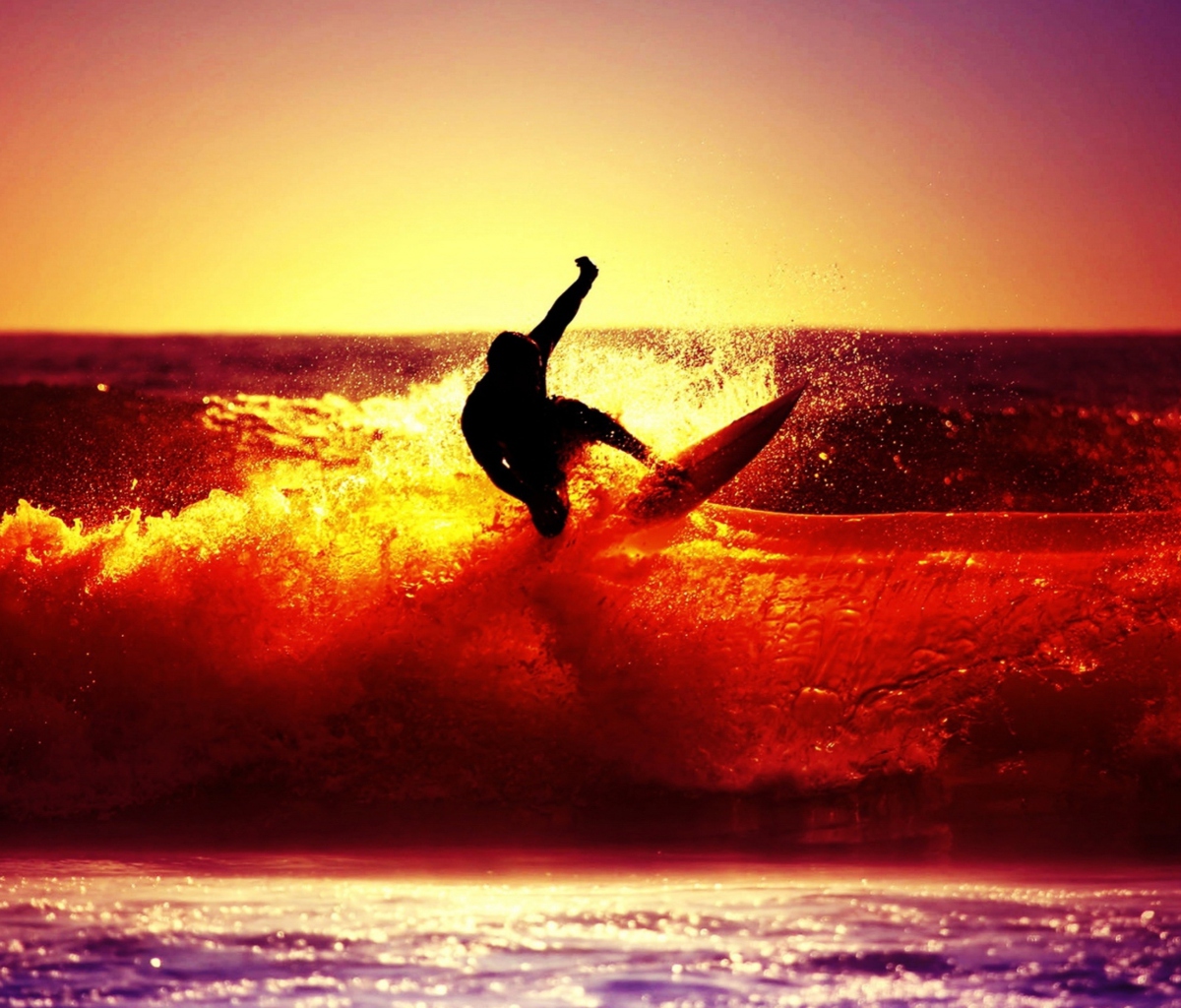 Das Surfing At Sunset Wallpaper 1200x1024
