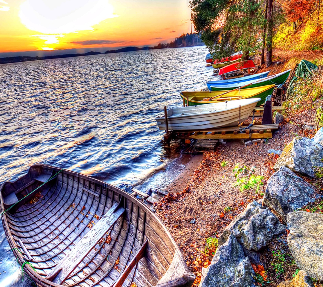 Sfondi Beach with boats 1080x960