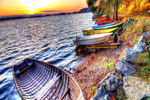 Beach with boats wallpaper 480x320