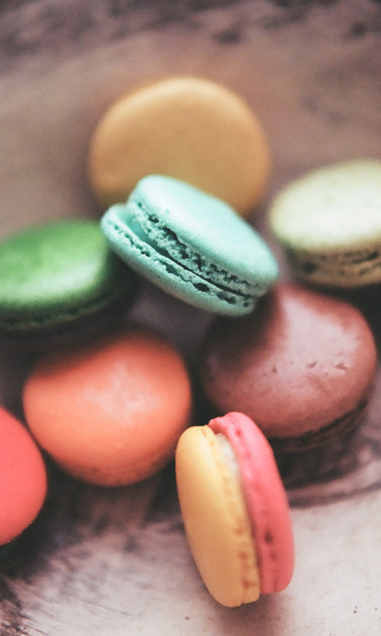 Обои Macaroons 768x1280