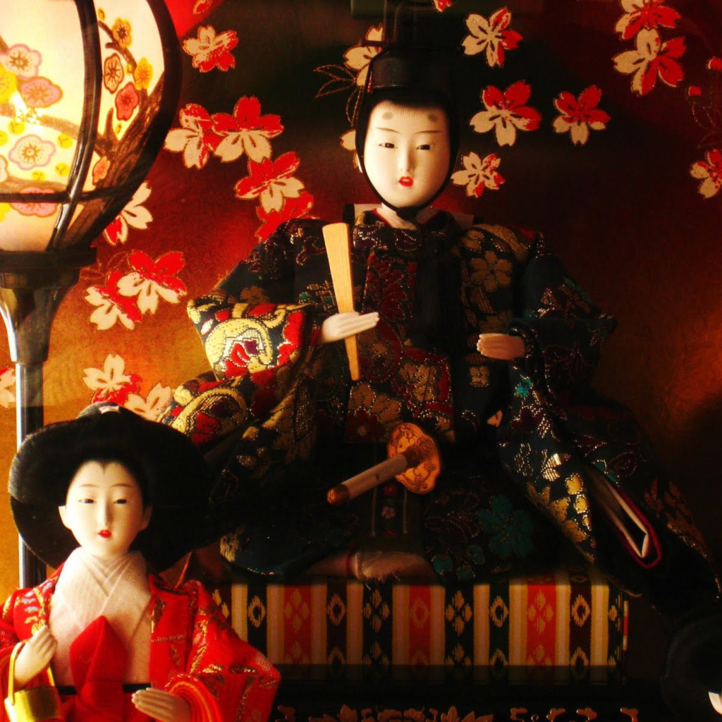 Japanese Doll Festival wallpaper 1024x1024