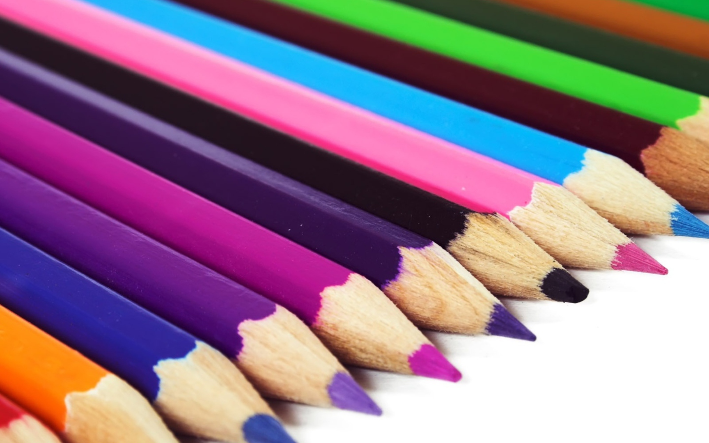 Screenshot №1 pro téma Colored Crayons 1440x900