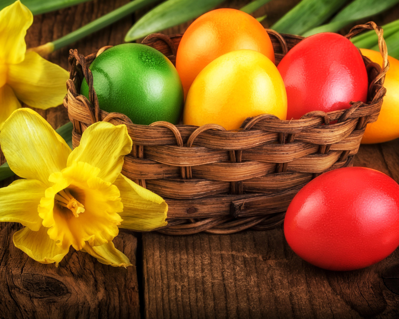 Fondo de pantalla Daffodils and Easter Eggs 1280x1024