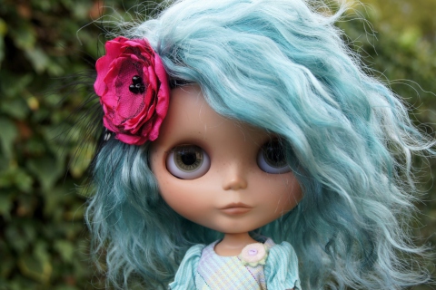 Das Doll With Blue Hair Wallpaper 480x320