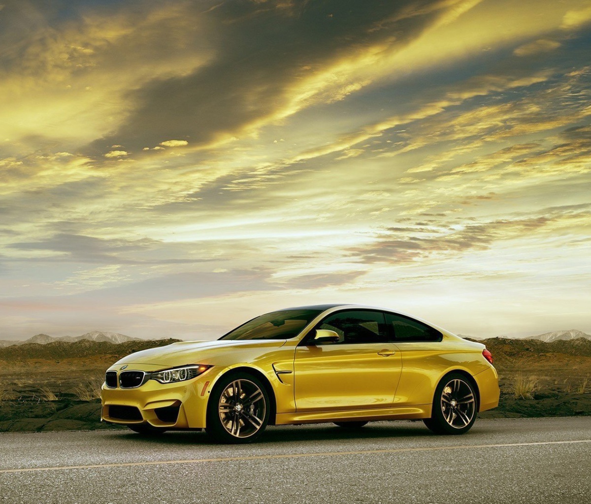 Fondo de pantalla BMW M4 1200x1024